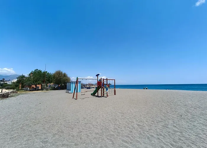 Duquesa Village Cozy Apartment Golf & Beach
