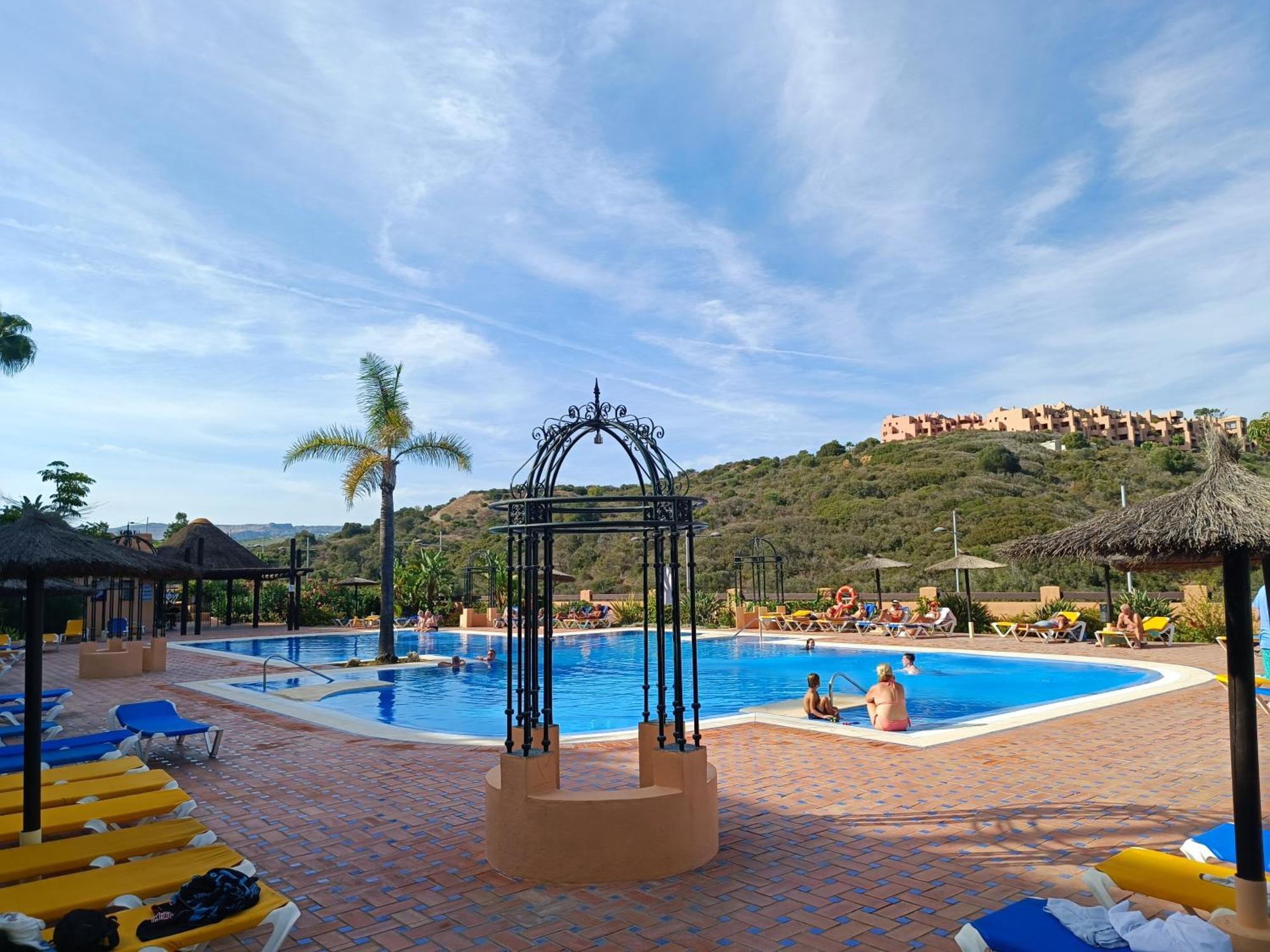 Duquesa Village Cozy Golf & Manilva
