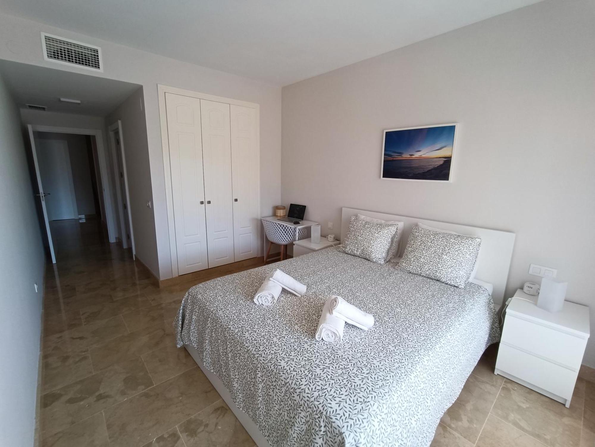 Duquesa Village Cozy Golf & Apartment